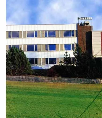 沃尔达旅游酒店，位于Tjørvåg的酒店