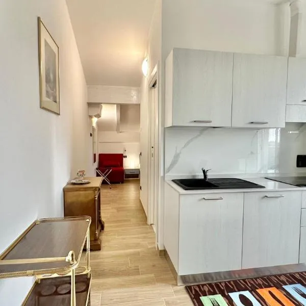 A7 Moonlight SUITE- Milano Rho fiera，位于Cesate的酒店