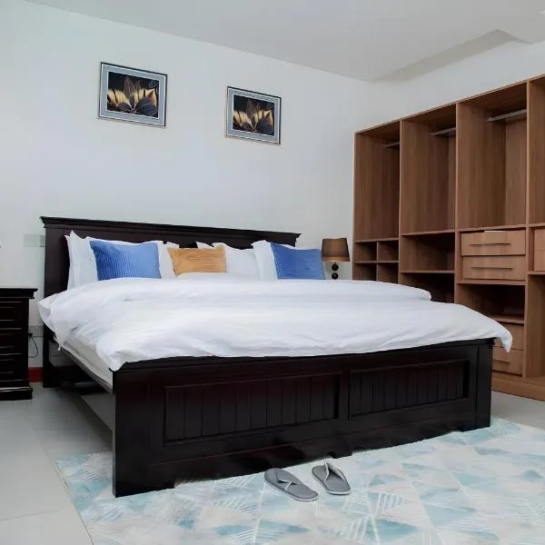 Brand New Condo Apartment，位于坎帕拉的酒店
