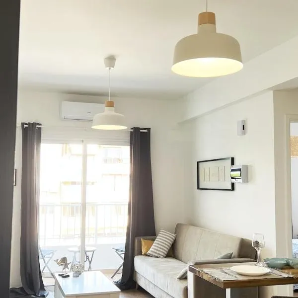Victoria3 1-Bedroom Condo in a Privileged Location，位于帕福斯的酒店