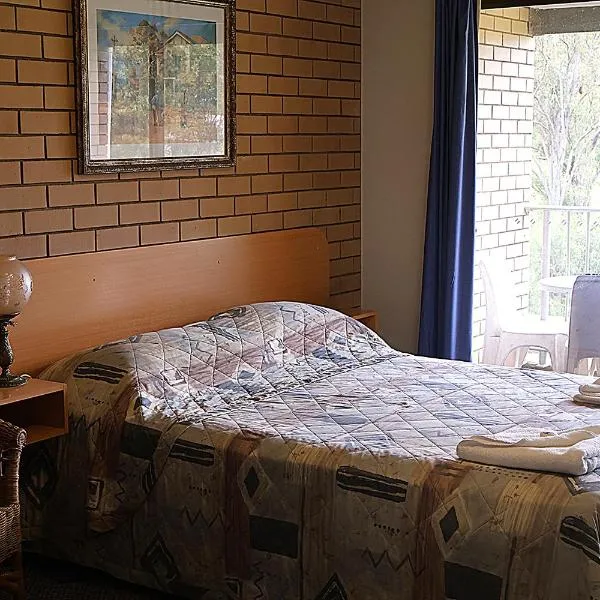 Victory Hotel Motel Gympie，位于金皮的酒店