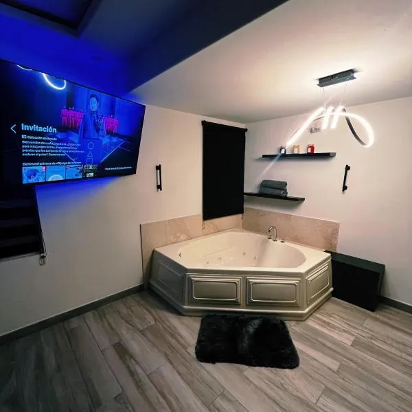 AXEL Suites Diamante Jacuzzi，位于德利西亚斯的酒店