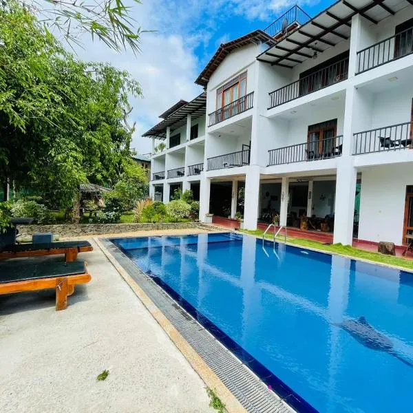 Amelia Resort，位于锡吉里亚的酒店