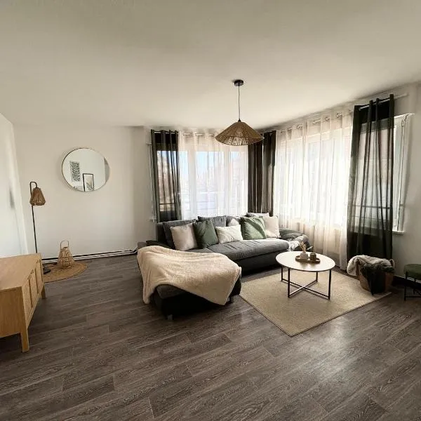 Appartement spacieux et lumineux, 3 chambres à Coudekerque-branche，位于Coudekerque-Branche的酒店