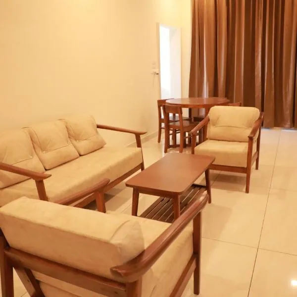 Nilgiri Woodlands Luxury Service Apartments，位于迈索尔的酒店