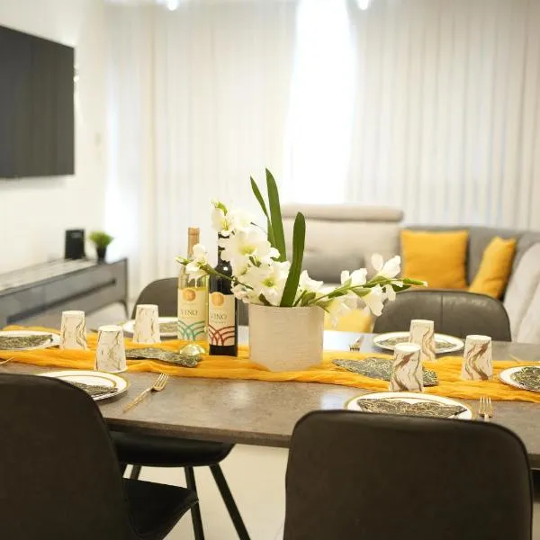 MYS Luxury Apartment，位于内坦亚的酒店
