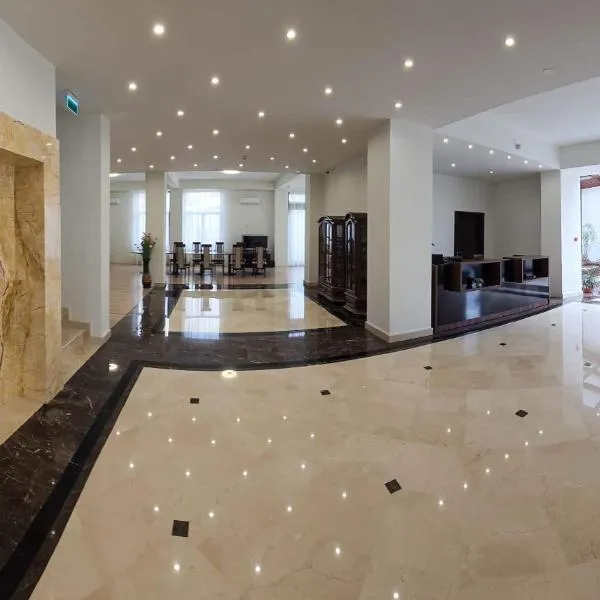Green Park Boutique Hotel，位于福克沙尼的酒店