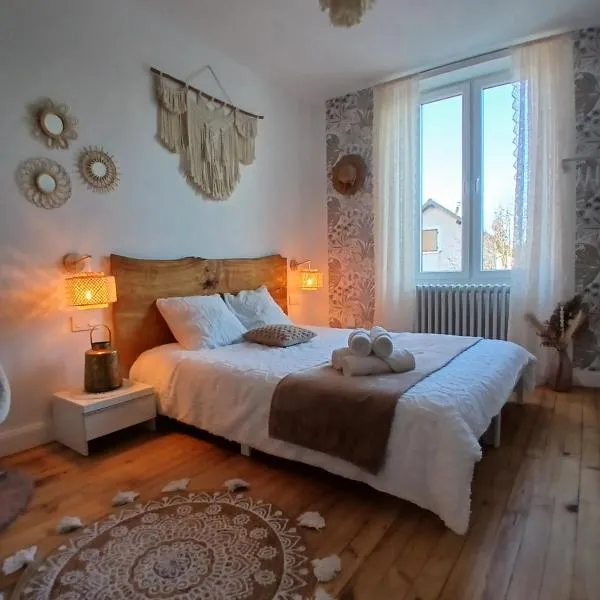 Maison du Bonheur, Chambre Boho，位于Le Pin的酒店
