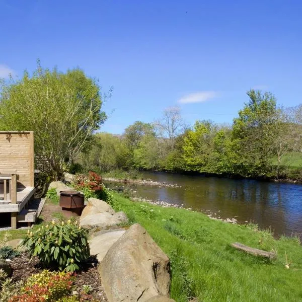 Braidhaugh Holiday Lodge and Glamping Park，位于克里夫的酒店