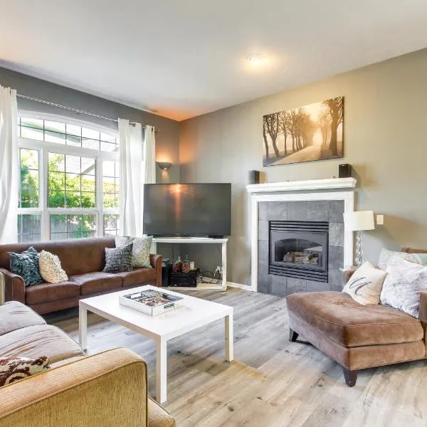 Pet-Friendly Home w/ Yard, 2 Mi to Autzen Stadium，位于斯普林菲尔德的酒店