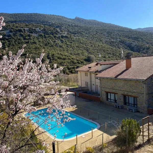 Hotel Guara Inlukā，位于Las Almunias的酒店