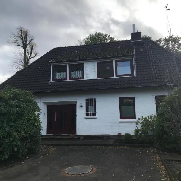 Ferienwohnung Helga Zentrum OG Balkon 4 Sz，位于奥利希的酒店