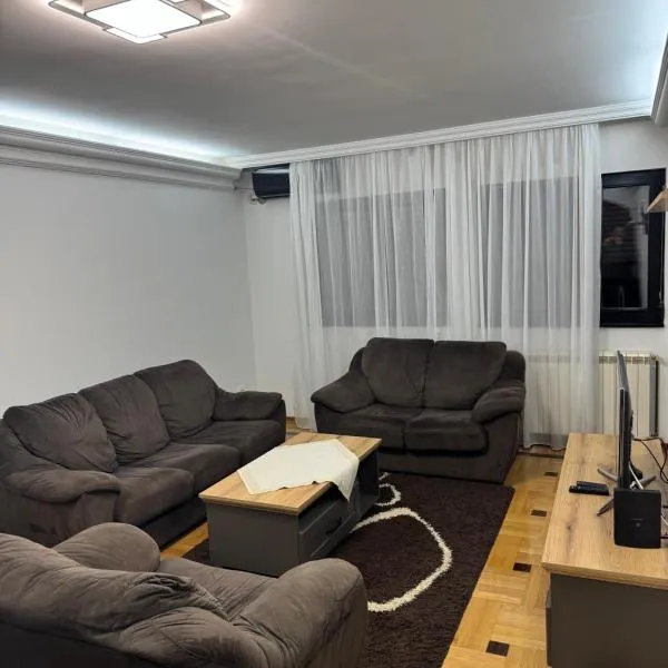 Apartman Centar，位于Obrenovac的酒店