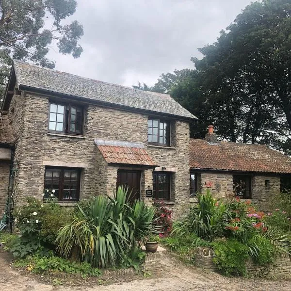 Littlecross Cottage，位于巴恩斯特珀尔的酒店
