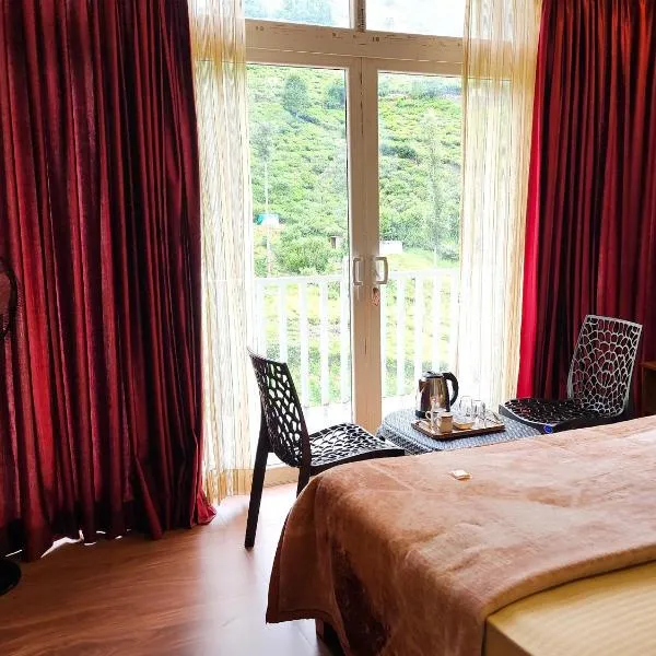 Cloud & Mist Inn-Stay with Mountain Views in Kotagiri, Near Ooty，位于科塔吉里的酒店