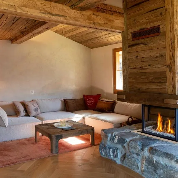 Modernes Chalet mit Sauna, Whirlpool und Bergblick，位于Sankt Stephan的酒店
