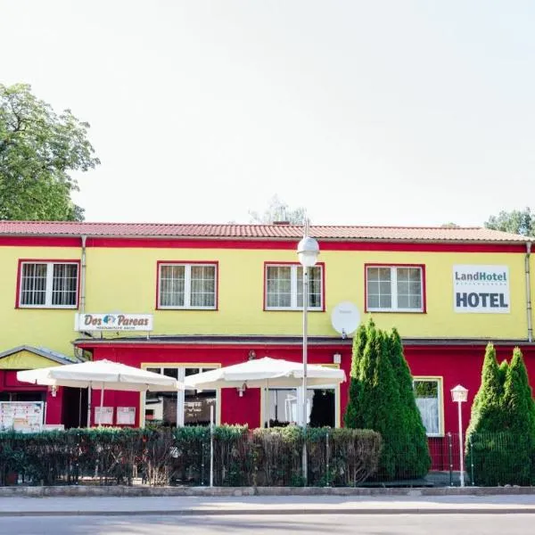 LandHotel，位于Altlandsberg的酒店