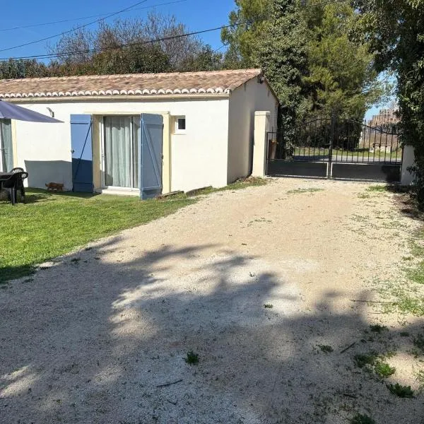 Maison de vacances en campagne，位于卡瓦永的酒店