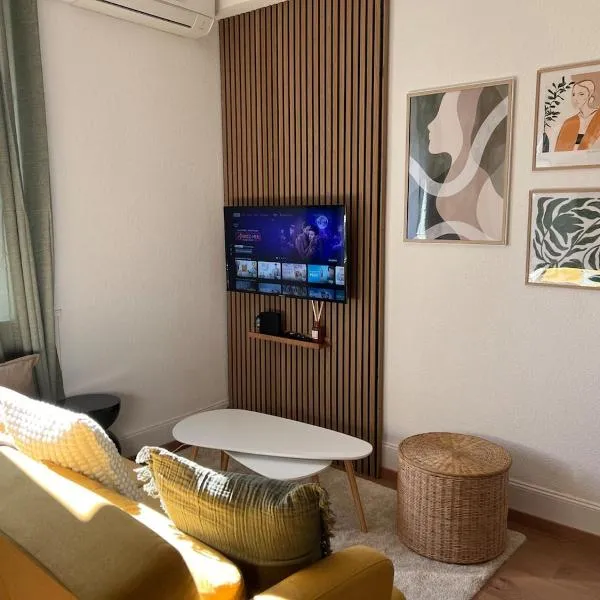 Le Jardin Secret F3 Elégance comfort，位于Delle的酒店