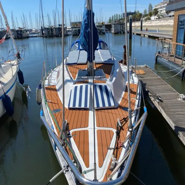 Sailboat Anand，位于里斯本的酒店