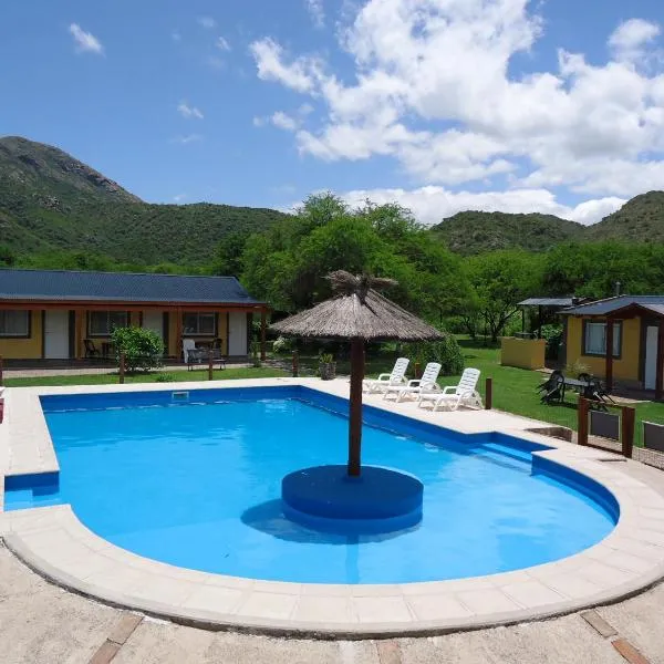 Estacion Potrero Cabañas y Habitaciones，位于波特雷罗德洛斯弗内斯的酒店