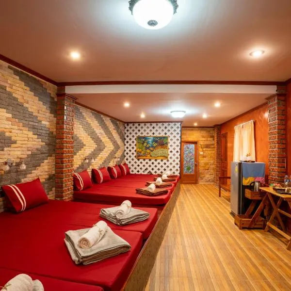 Phumthada Rommanee Krabi Resort，位于Ban Khlong Khanan的酒店