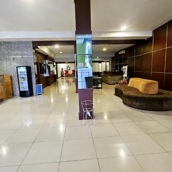 New Tiga Intan Hotel,位于万隆的酒店