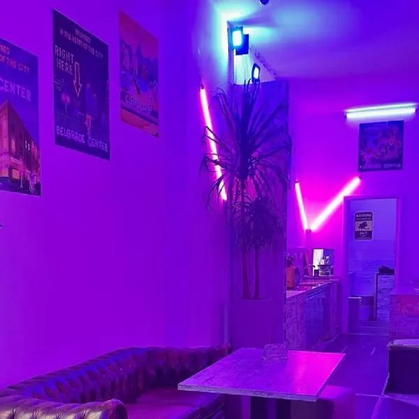 NEW GENERATION HOSTEL Navigli Milano，位于米兰的酒店