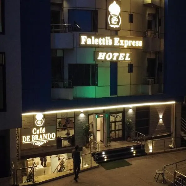 Falettis Express Islamabad，位于伊斯兰堡的酒店