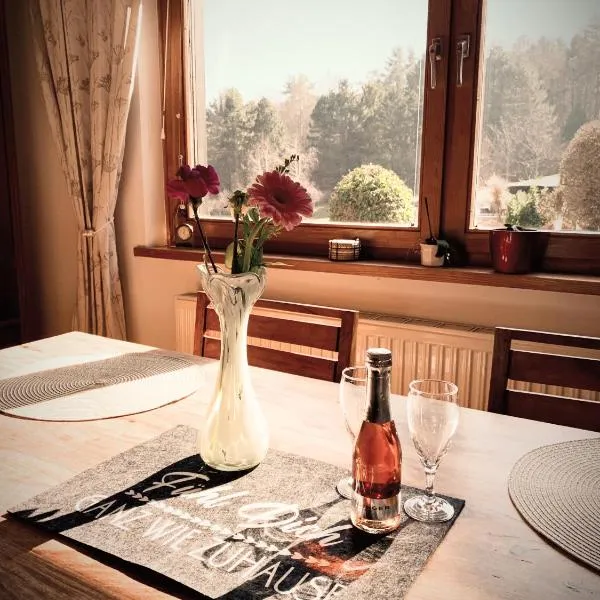 Chalet Wienerwald，位于Königstetten的酒店