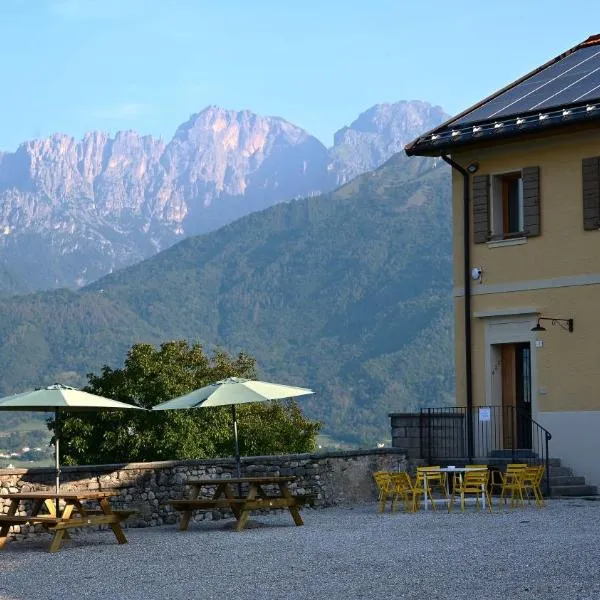Agriturismo Villa di Modolo - Cortile della Latteria，位于贝卢诺的酒店