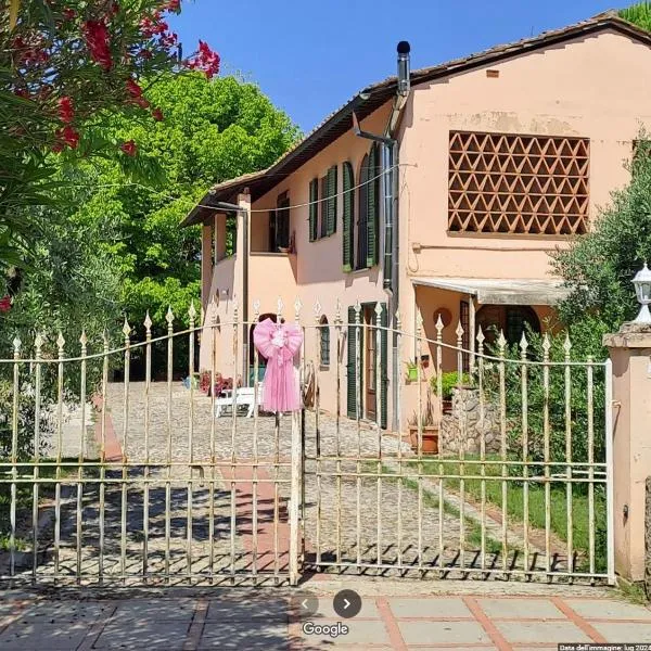 Agriturismo Podere Travalda，位于蓬泰代拉的酒店