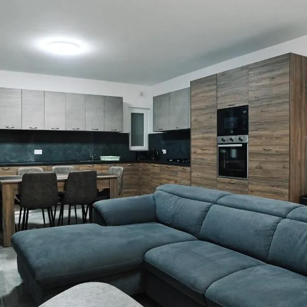 Cerviola Luxury 3 bedroom Apartments，位于Il-Ħamrija的酒店