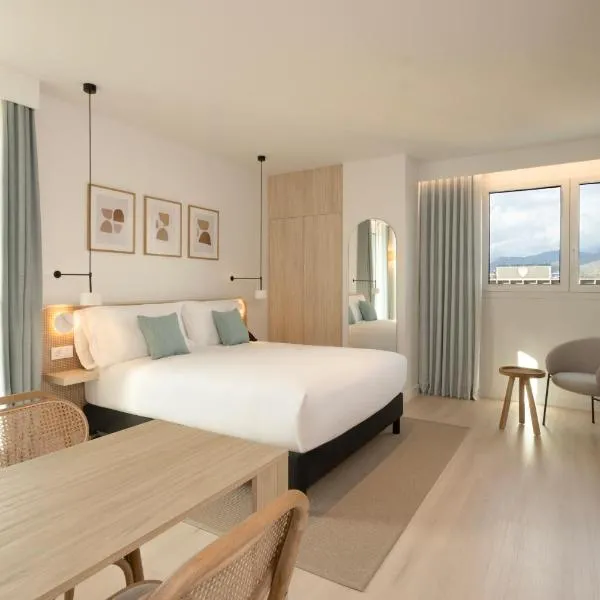 Staybridge Suites & Apartments Malaga by IHG，位于马拉加的酒店