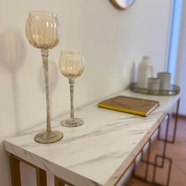 GENLIS Home，位于Cardito的酒店