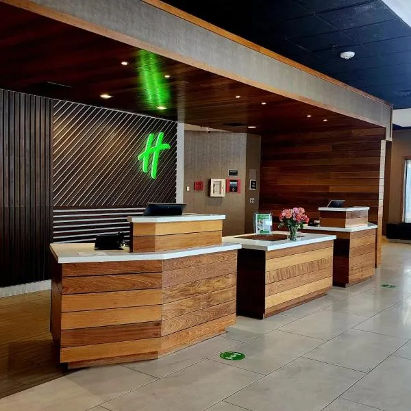 Holiday Inn Brookfield - Milwaukee by IHG，位于布鲁克菲尔德的酒店
