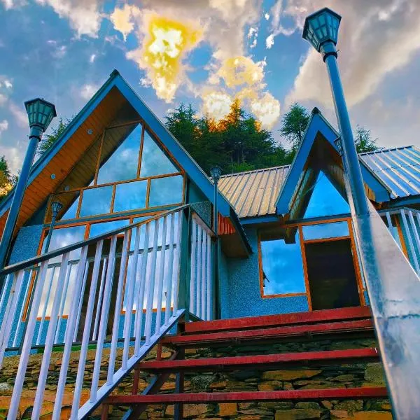 Snowind Cottages，位于库夫里的酒店