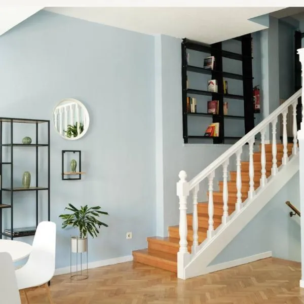 BaruHaus GRUPOS Rua Legio，位于莱昂的酒店