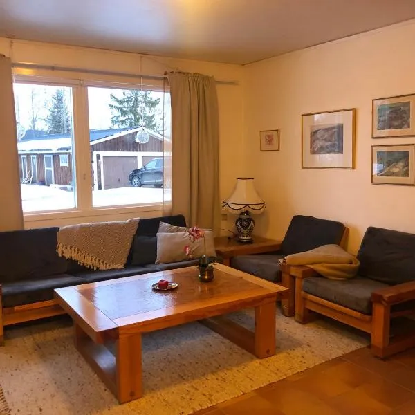 Apartment near the lake Gissjö, Fränsta，位于Fränsta的酒店