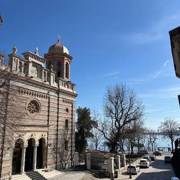 Catedrala Blue，位于康斯坦察的酒店