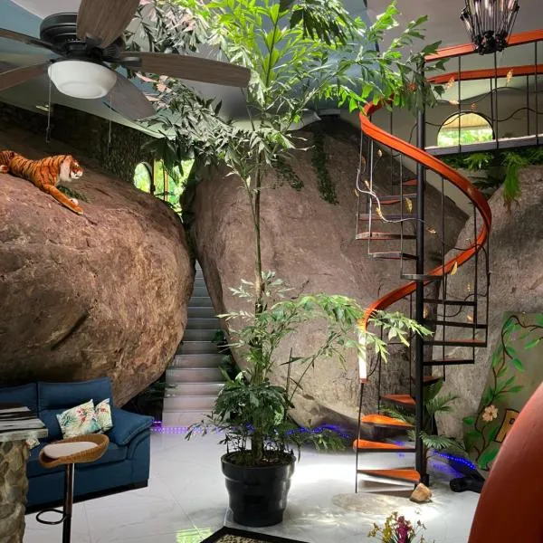 Rocka Verde Retreat 8th Wonder of the World，位于Rivas的酒店