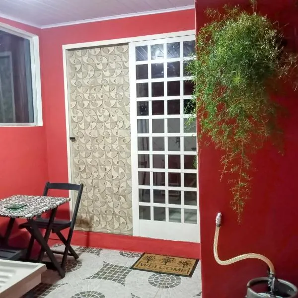 Pousada Angatu, microcasa em BH，位于贝洛奥里藏特的酒店