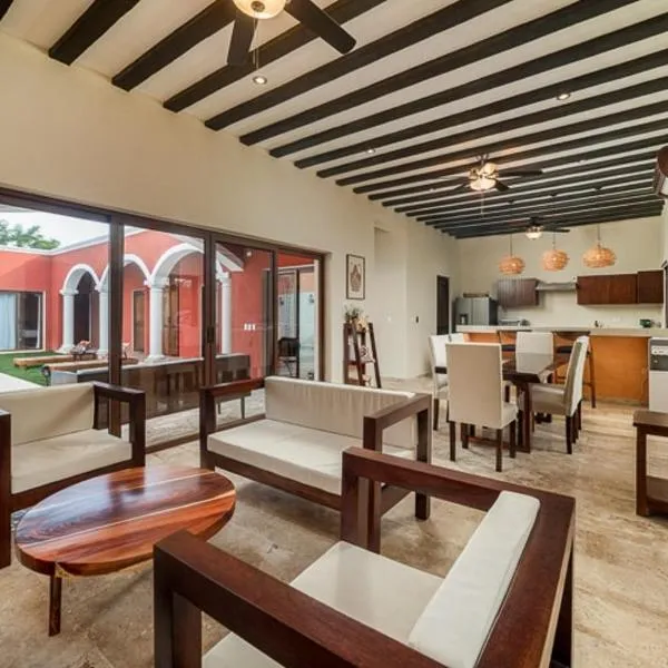 Entire 3bd Home Villa-Home-with Private Pool and Patio，位于Tesoco的酒店