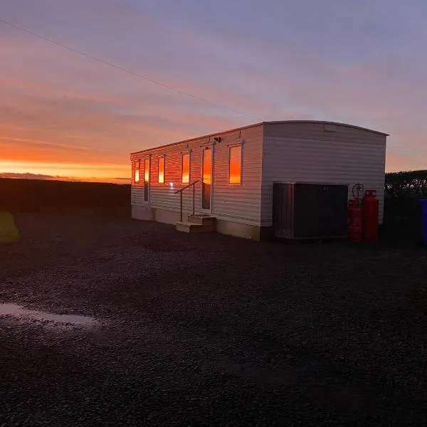 Craigmore Caravan，位于科尔雷恩的酒店
