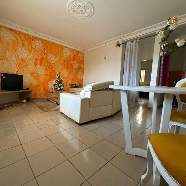 Janamaev Residence，位于雅温得的酒店