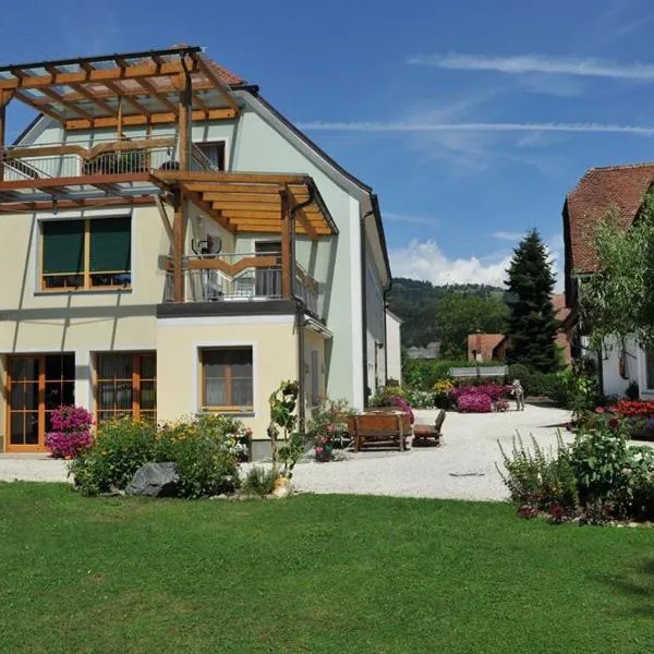 Schmiedbauerhof，位于Sankt Margarethen im Lavanttal的酒店