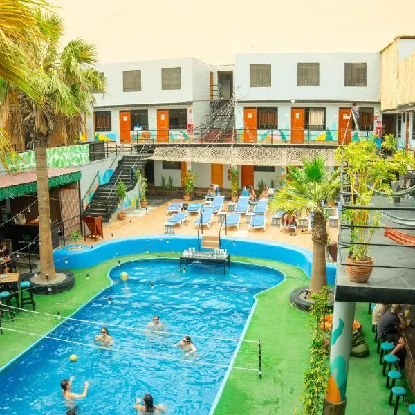 Wild Rover Huacachina，位于伊察的酒店