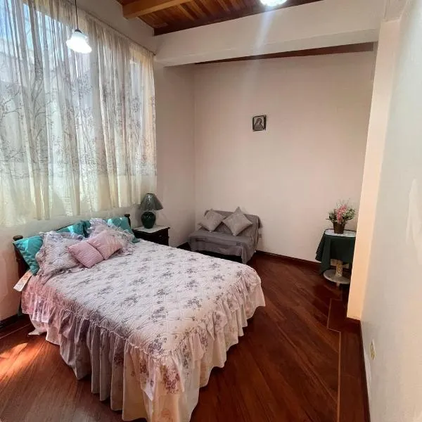 La Casa Ambateña de Huachi，位于安巴托的酒店