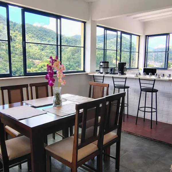 Casa Serra dos Cavalos，位于特雷索波利斯的酒店