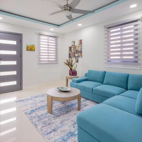 Modern, Spacious, 3BR Hill View Retreat, Central, Gated，位于欧丘里欧的酒店